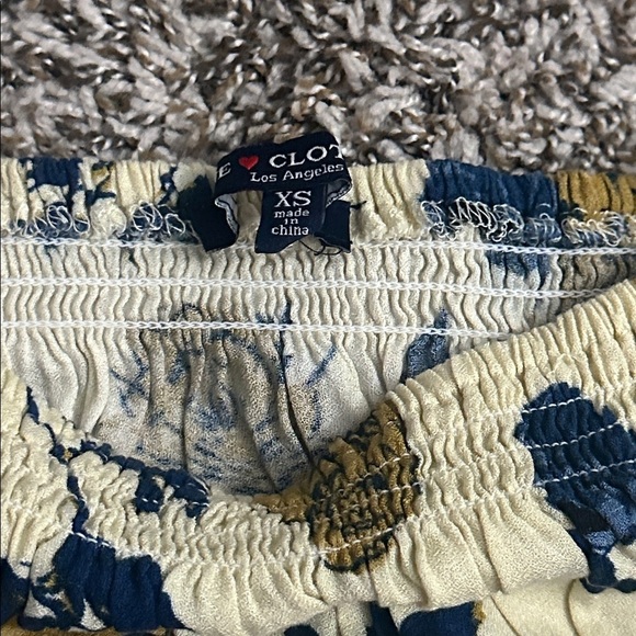 One Clothing Cream Floral Off Shoulder Blouse Size XS - Picture 4 of 6